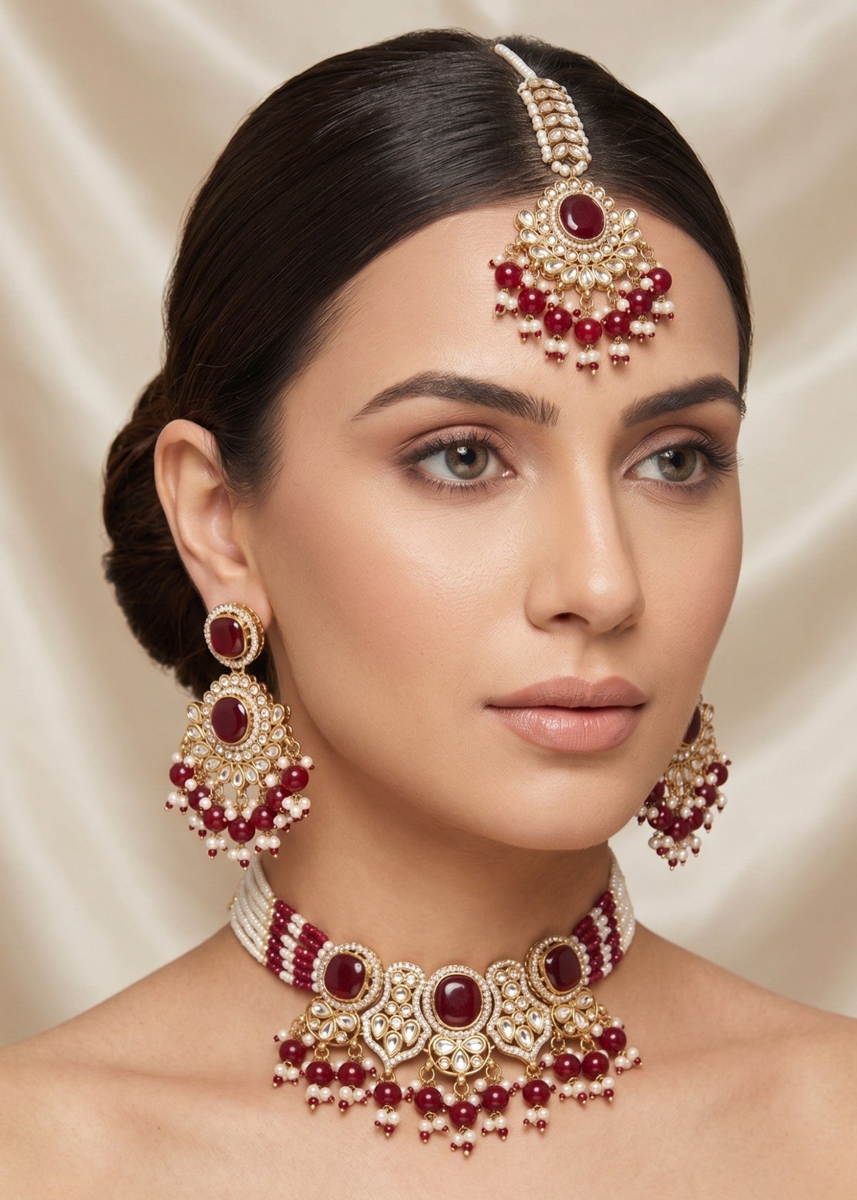 Shop the Sultan Kundan Choker Set from Zarosh Jewel