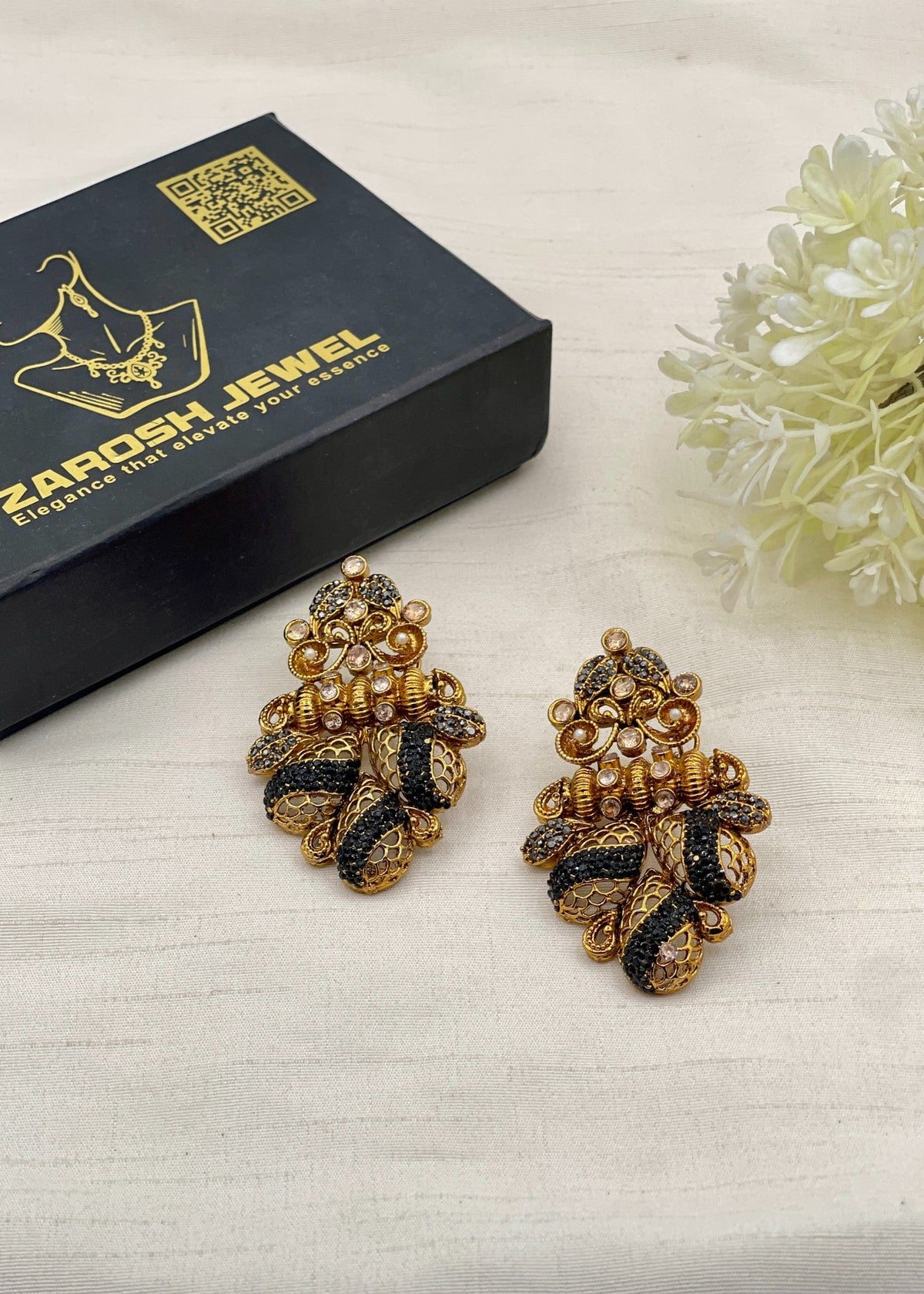Shop the Sultana Elegent Earring from Zarosh Jewel