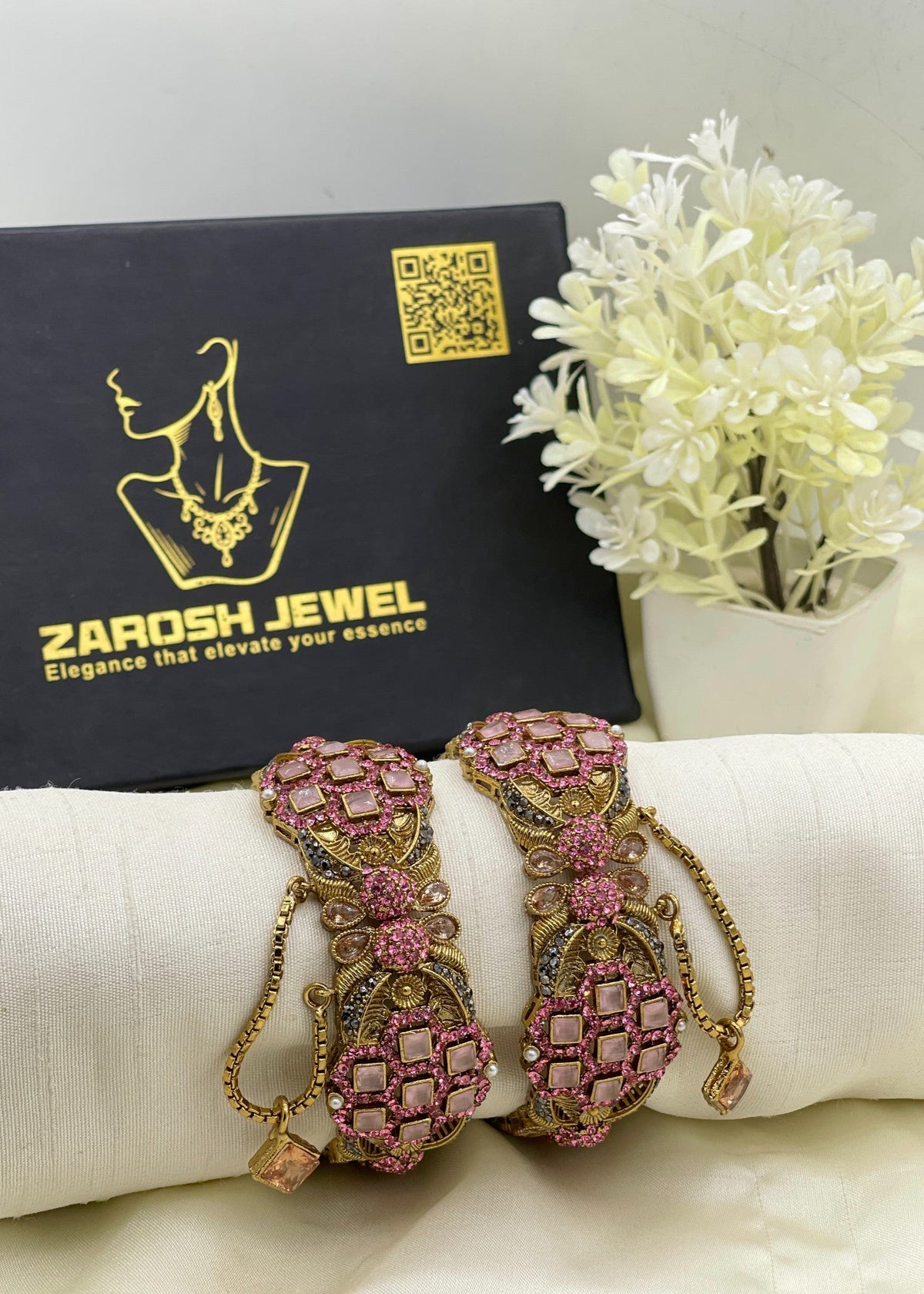 Shop the Sundas Premium Bangle from Zarosh Jewel