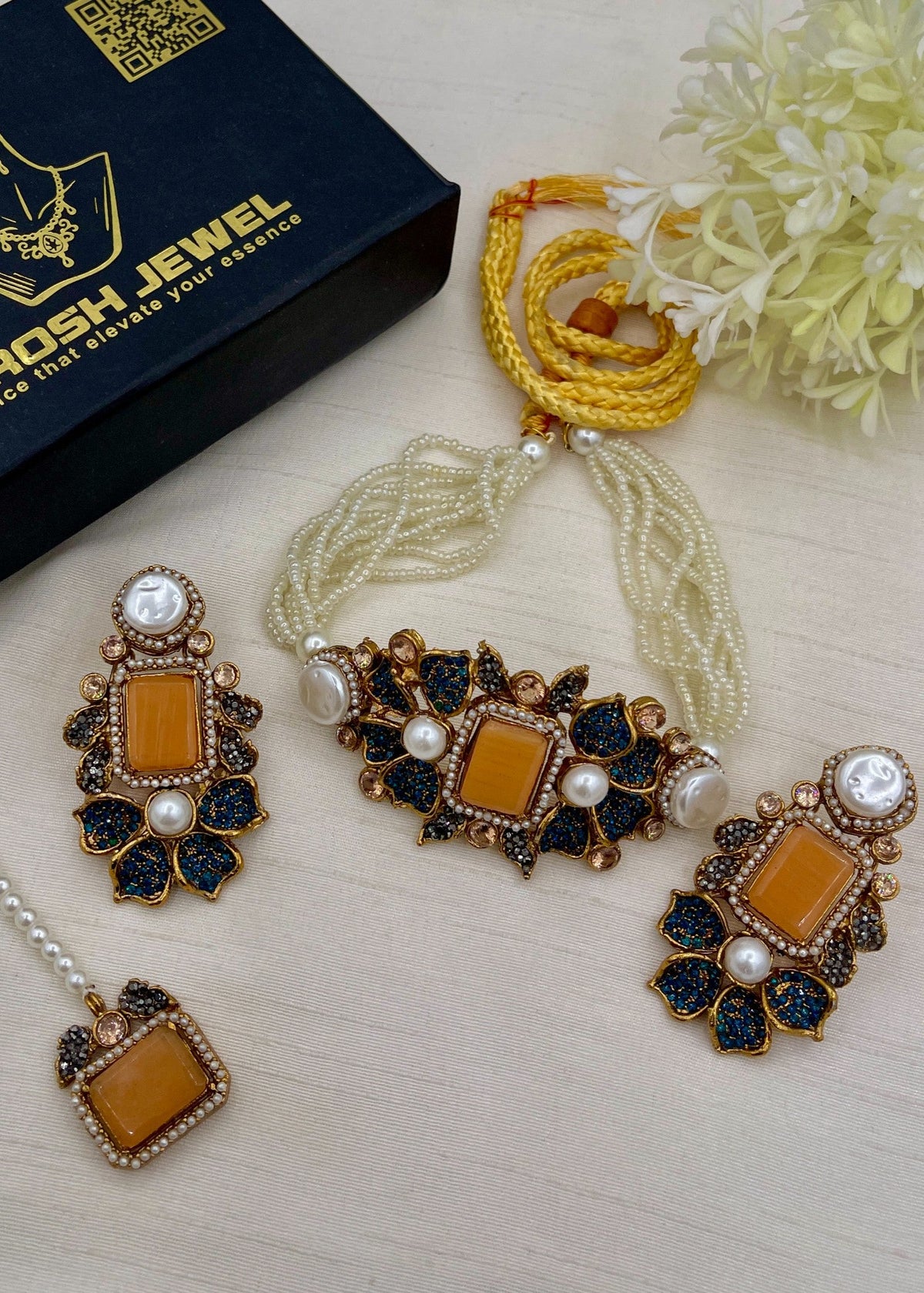 Shop the Tabassum Choker Set from Zarosh Jewel
