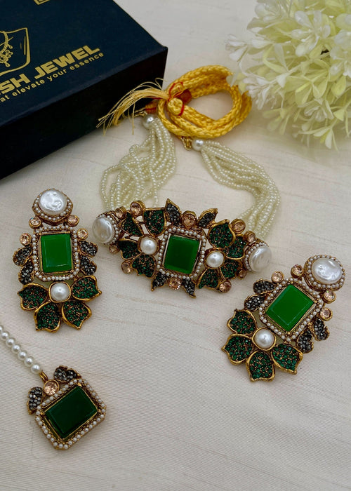 Shop the Tabassum Choker Set from Zarosh Jewel