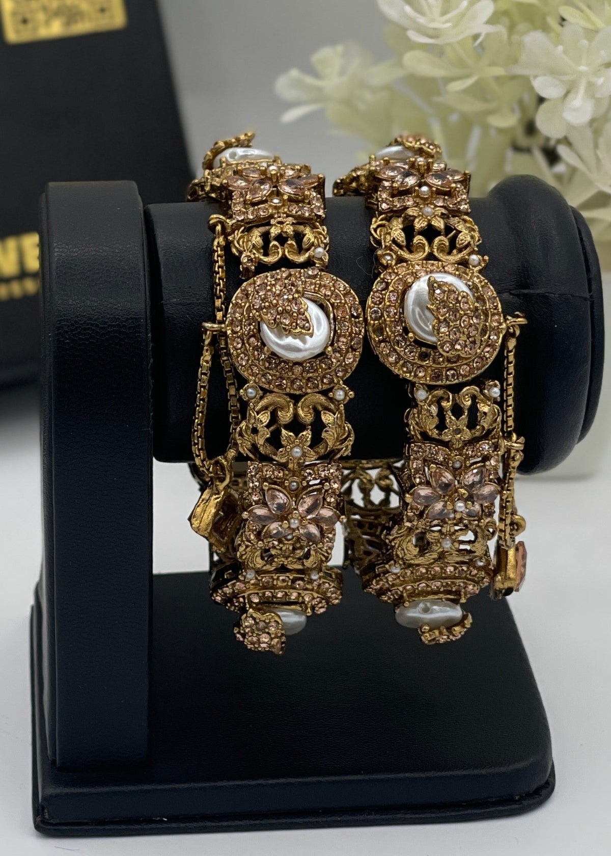 Shop the Tabassum Openable Bangles from Zarosh Jewel