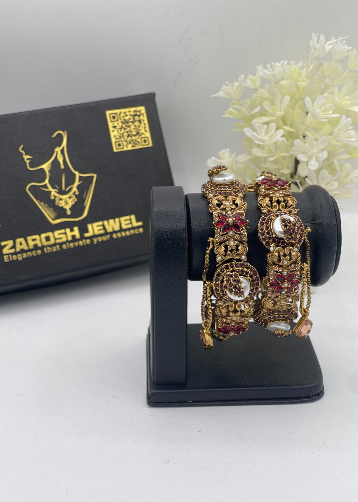 Shop the Tabassum Openable Bangles from Zarosh Jewel