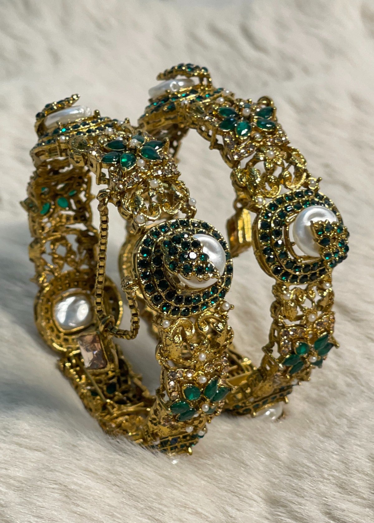 Shop the Tabassum Openable Bangles from Zarosh Jewel