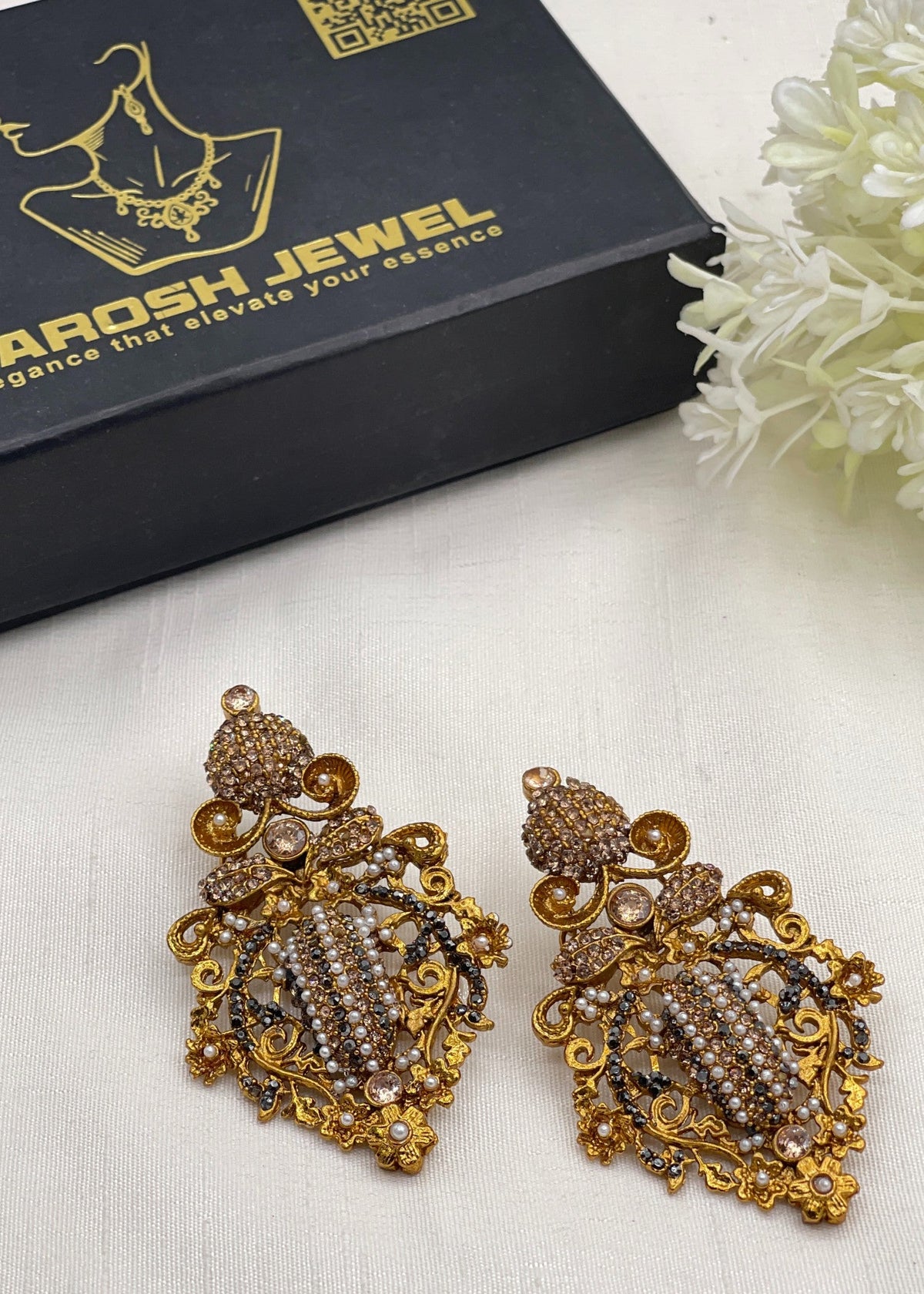 Shop the Tahira Traditional Earring from Zarosh Jewel