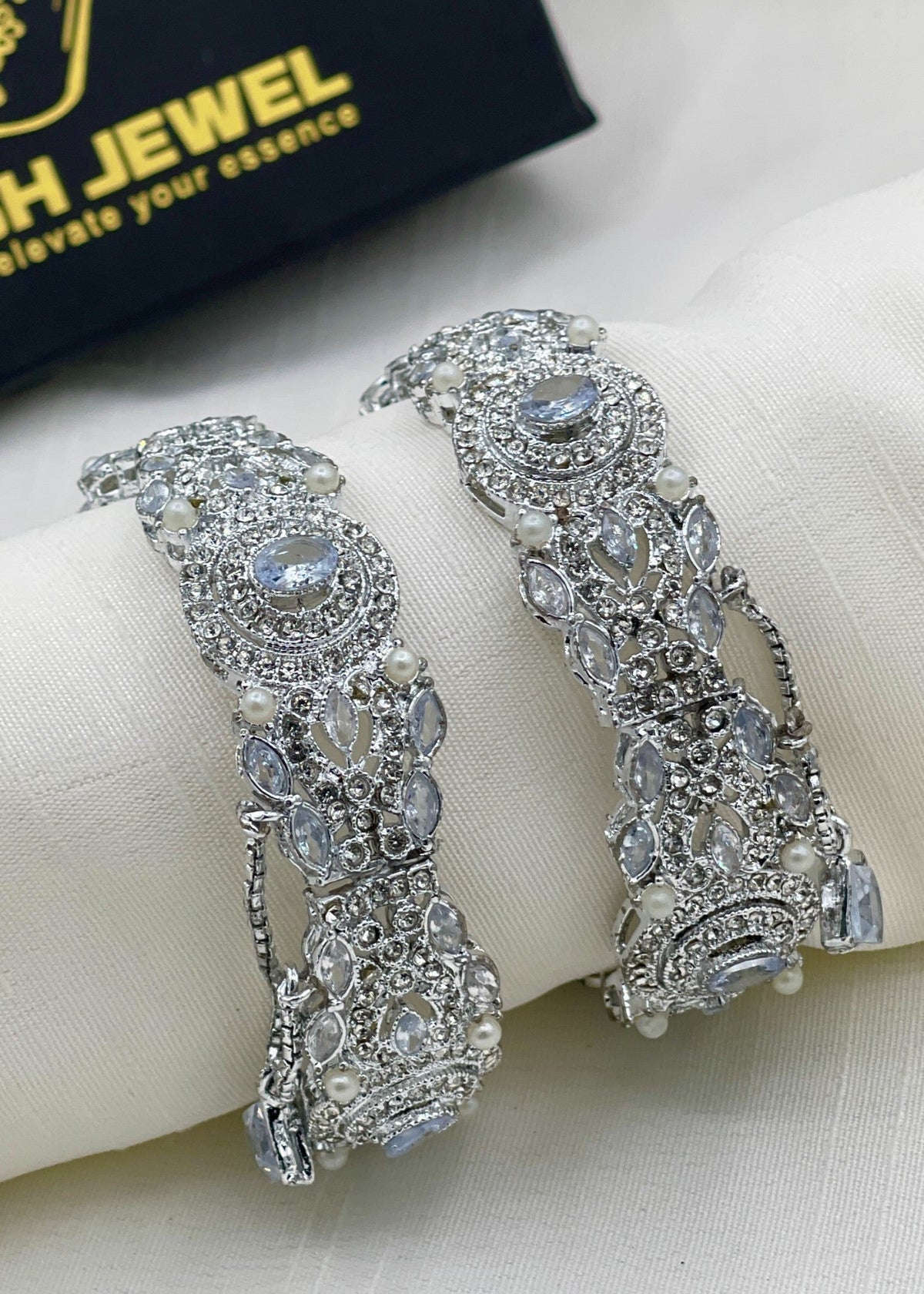 Shop the Tara Openable Bangle Set from Zarosh Jewel