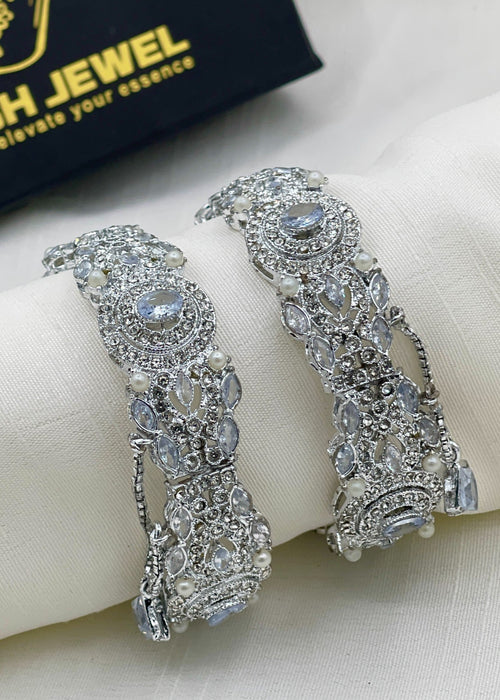 Shop the Tara Openable Bangle Set from Zarosh Jewel