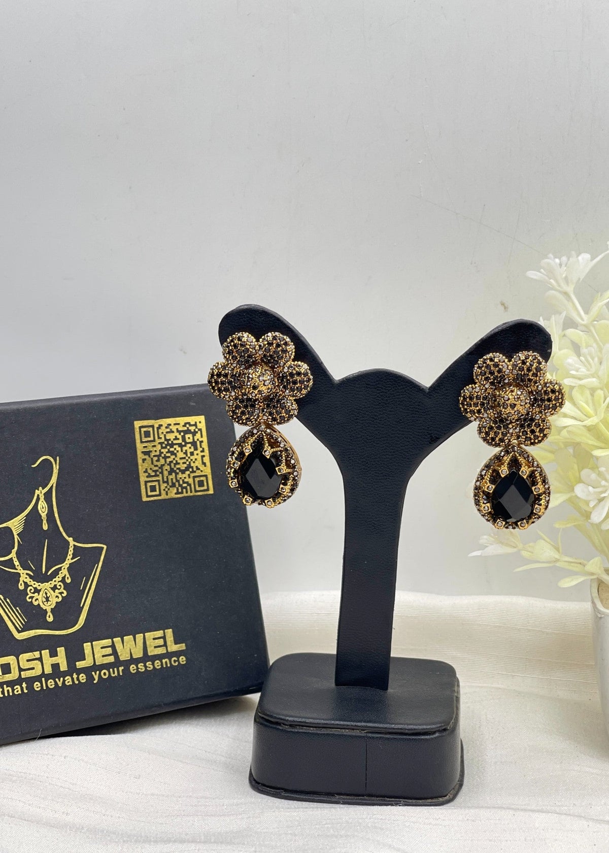 Shop the Tazeen Earring from Zarosh Jewel