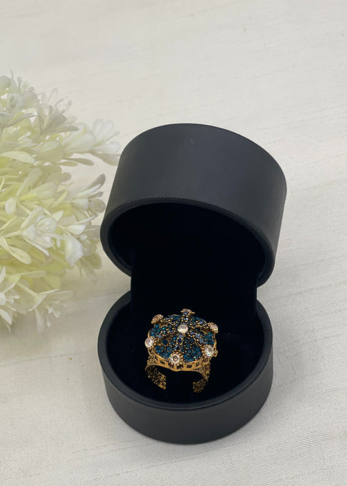 Shop the Tazkiya Heritage Ring from Zarosh Jewel