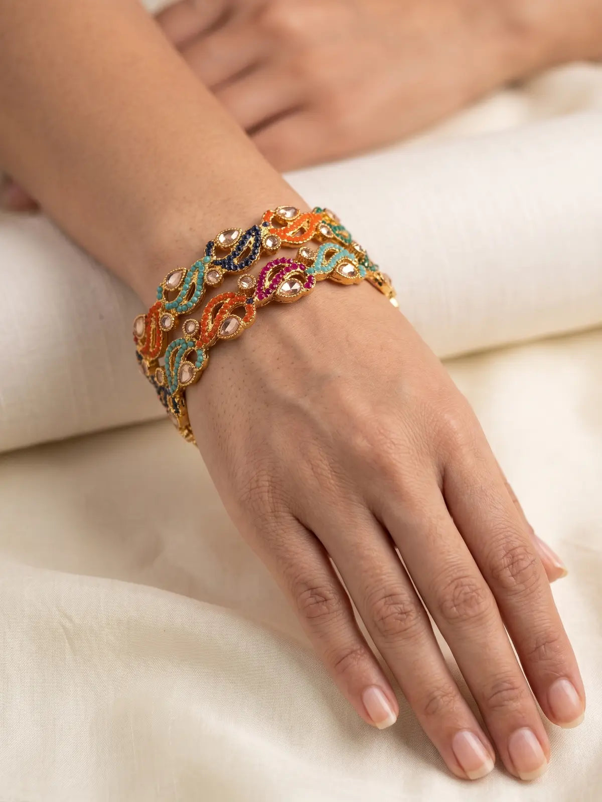Thana Bangle