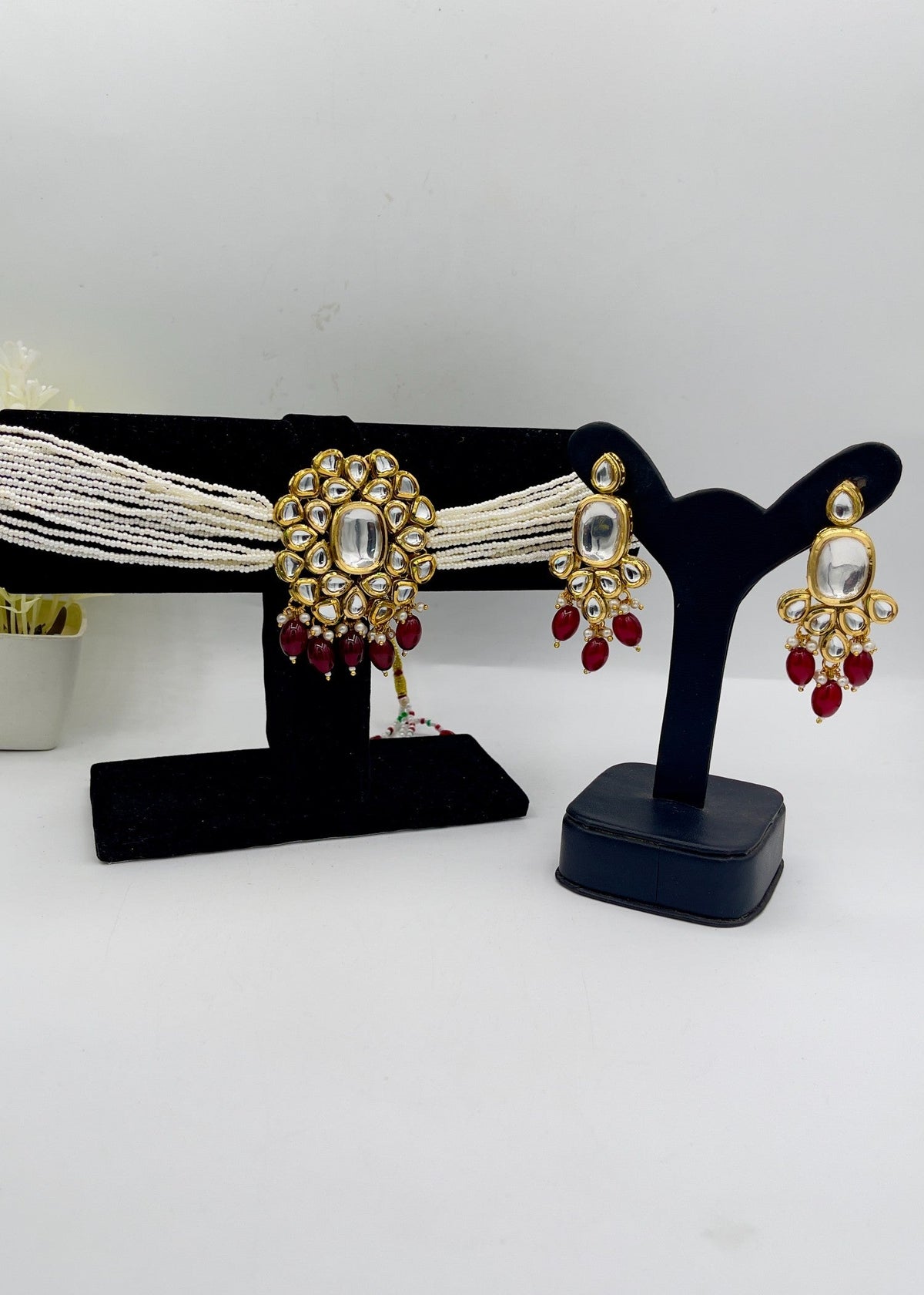 Shop the The Celestia Leaf Choker Set from Zarosh Jewel