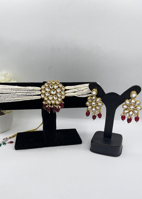 Shop the The Elara Kundan Choker Set from Zarosh Jewel
