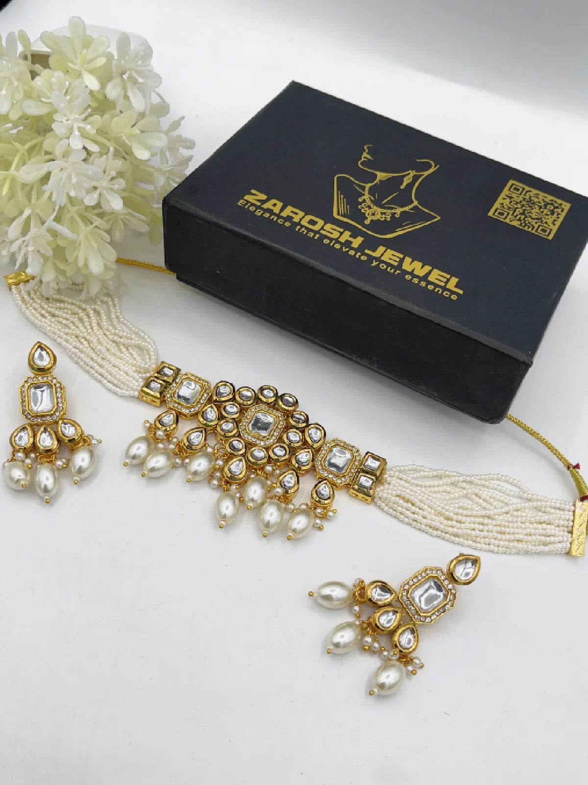 The Empress Kundan Cut Choker Set