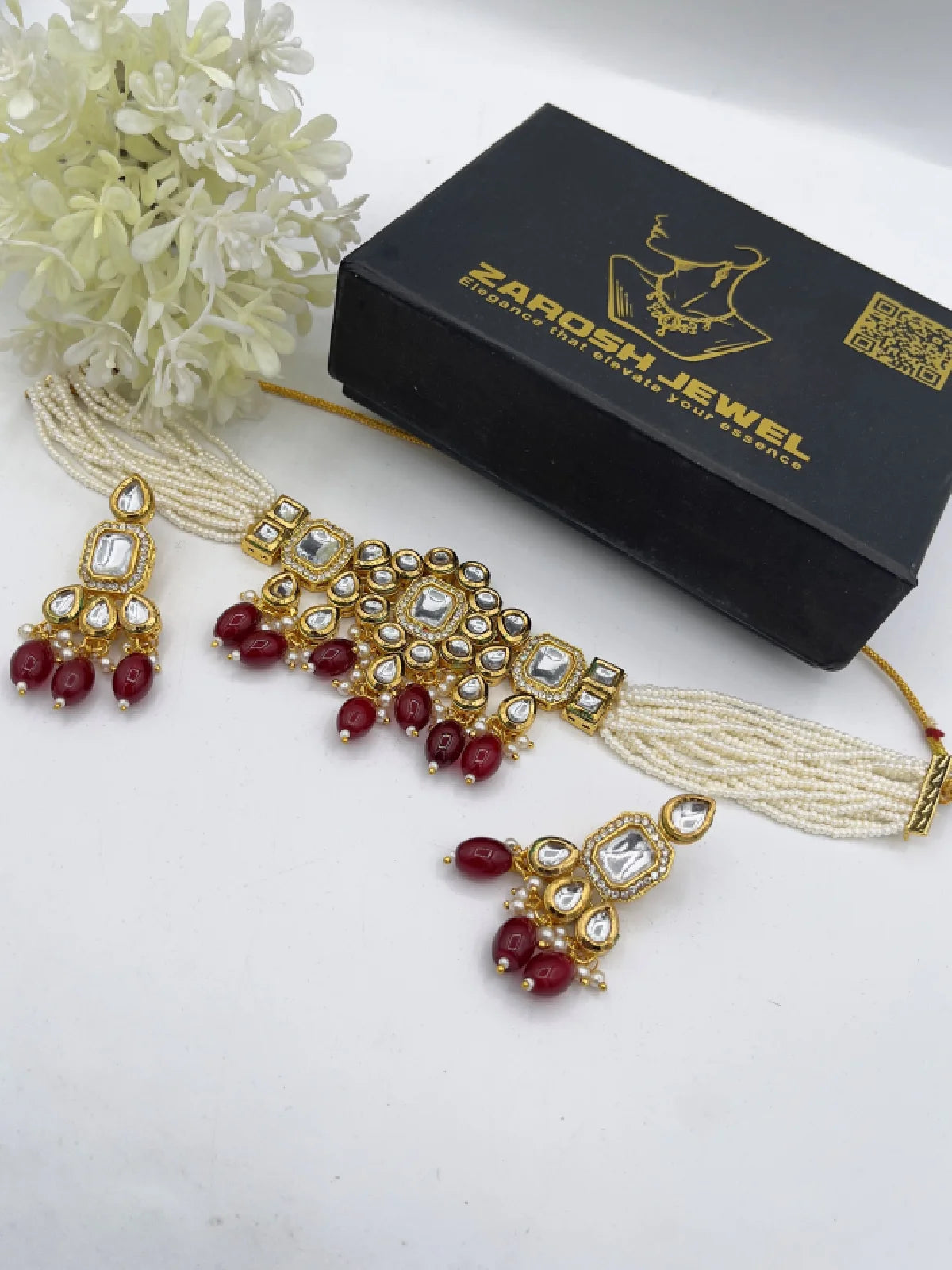 The Empress Kundan Cut Choker Set