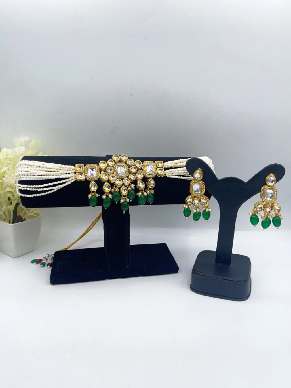 The Empress Kundan Cut Choker Set