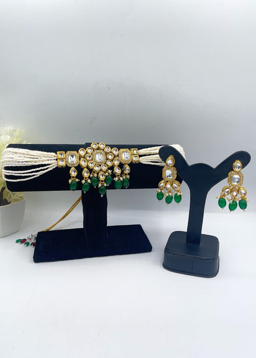 Shop the The Empress Kundan Cut Choker Set from Zarosh Jewel