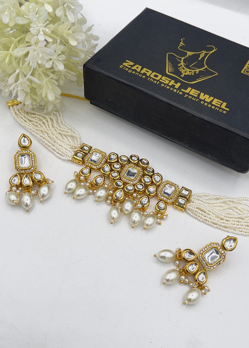 Shop the The Empress Kundan Cut Choker Set from Zarosh Jewel