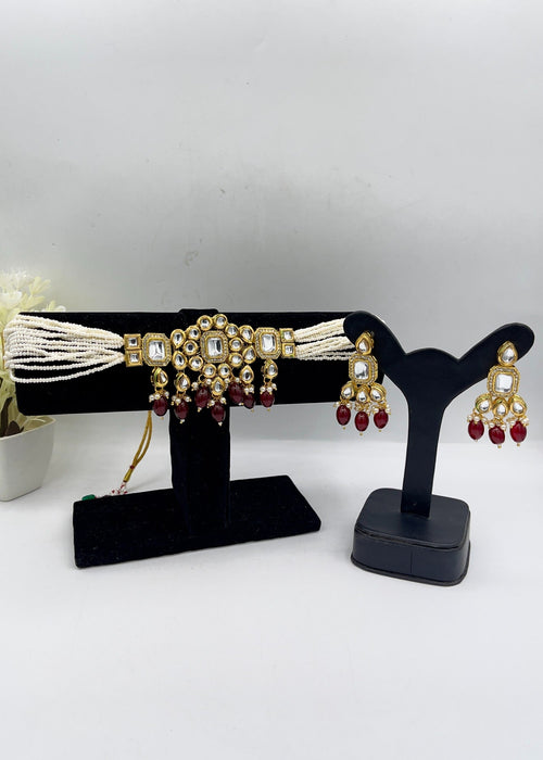 Shop the The Empress Kundan Cut Choker Set from Zarosh Jewel