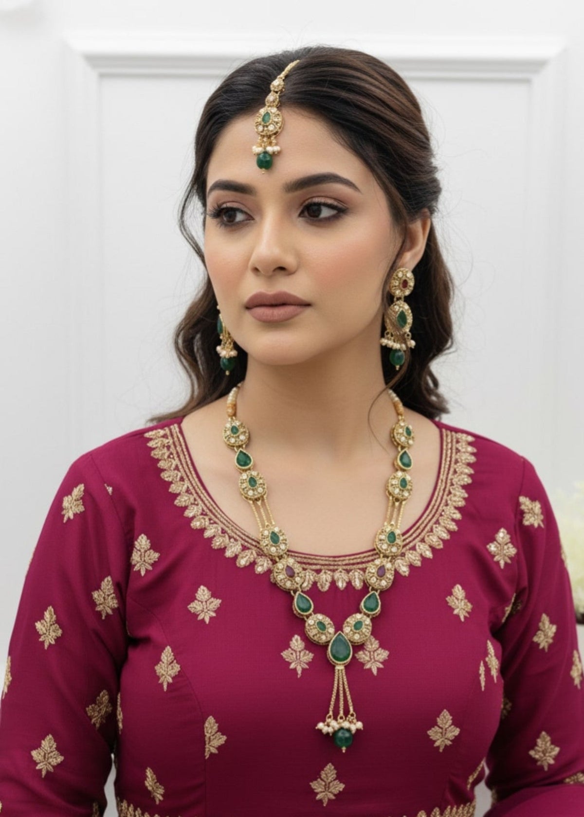 Shop the Velora Majesty Necklace Set from Zarosh Jewel