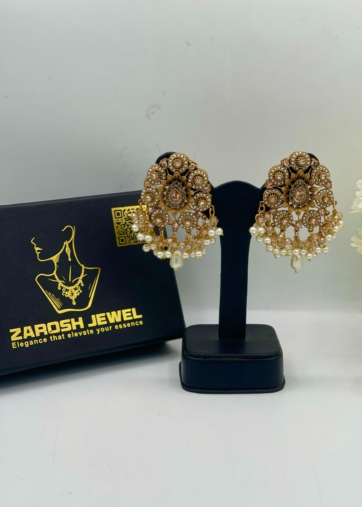 Shop the Wajiha Festive Studs from Zarosh Jewel