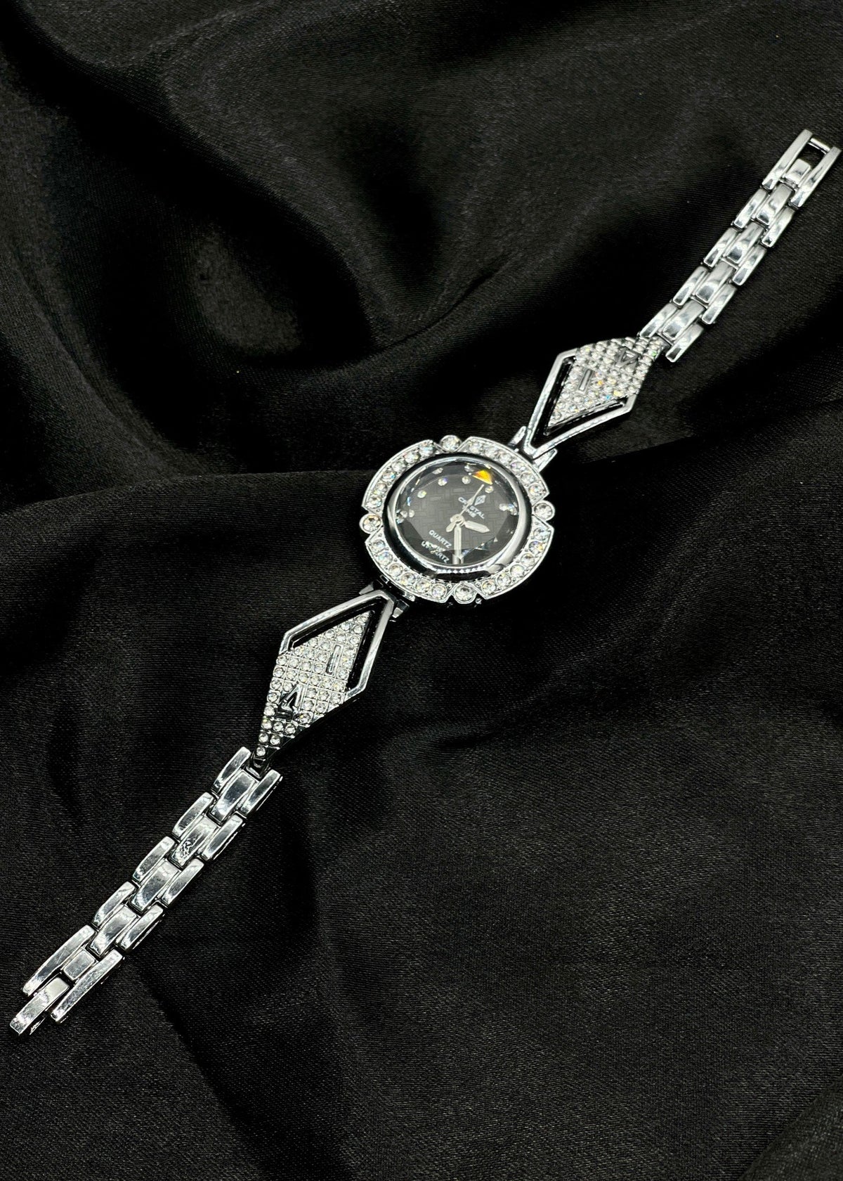 Shop the Women Watch - 0005 from Zarosh Jewel