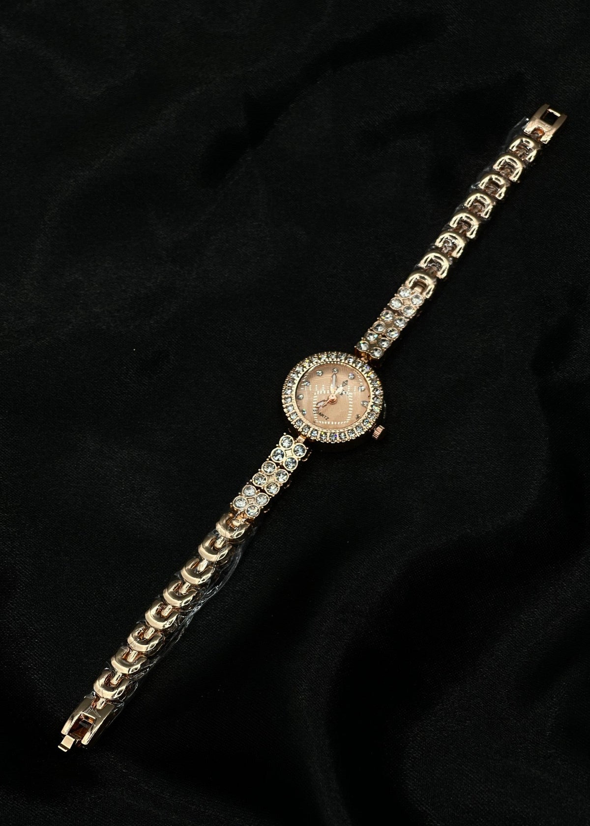 Shop the Women Watch - 0009 from Zarosh Jewel
