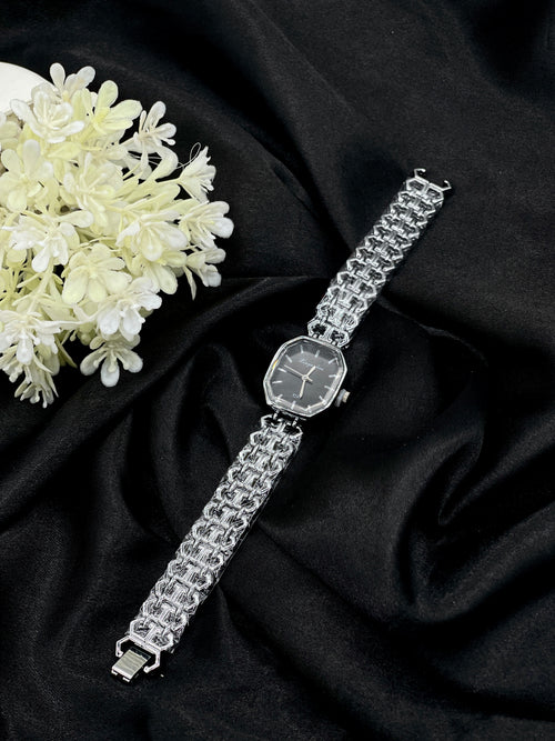 Shop the Women Watch - 0018 from Zarosh Jewel