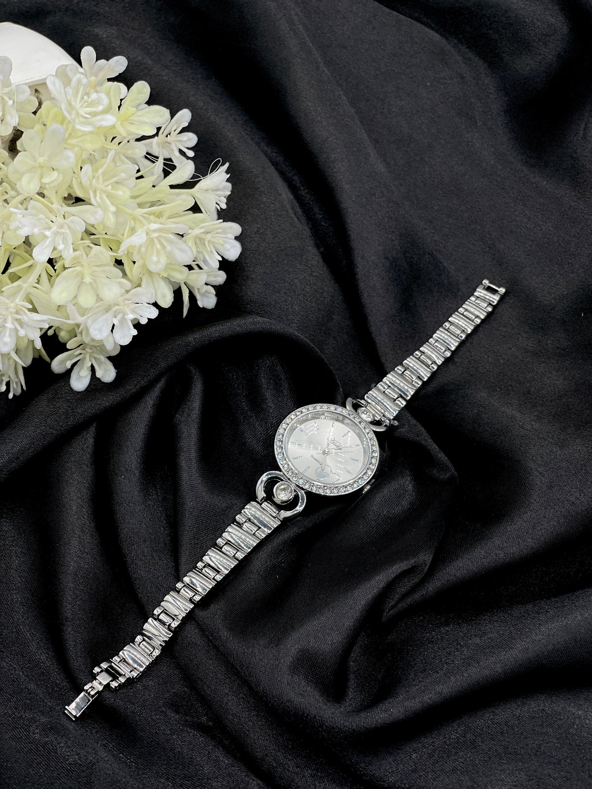 Shop the Women Watch - 0022 from Zarosh Jewel