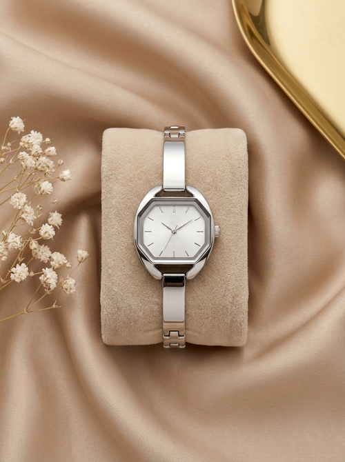 Shop the Women Watch - 0031 from Zarosh Jewel