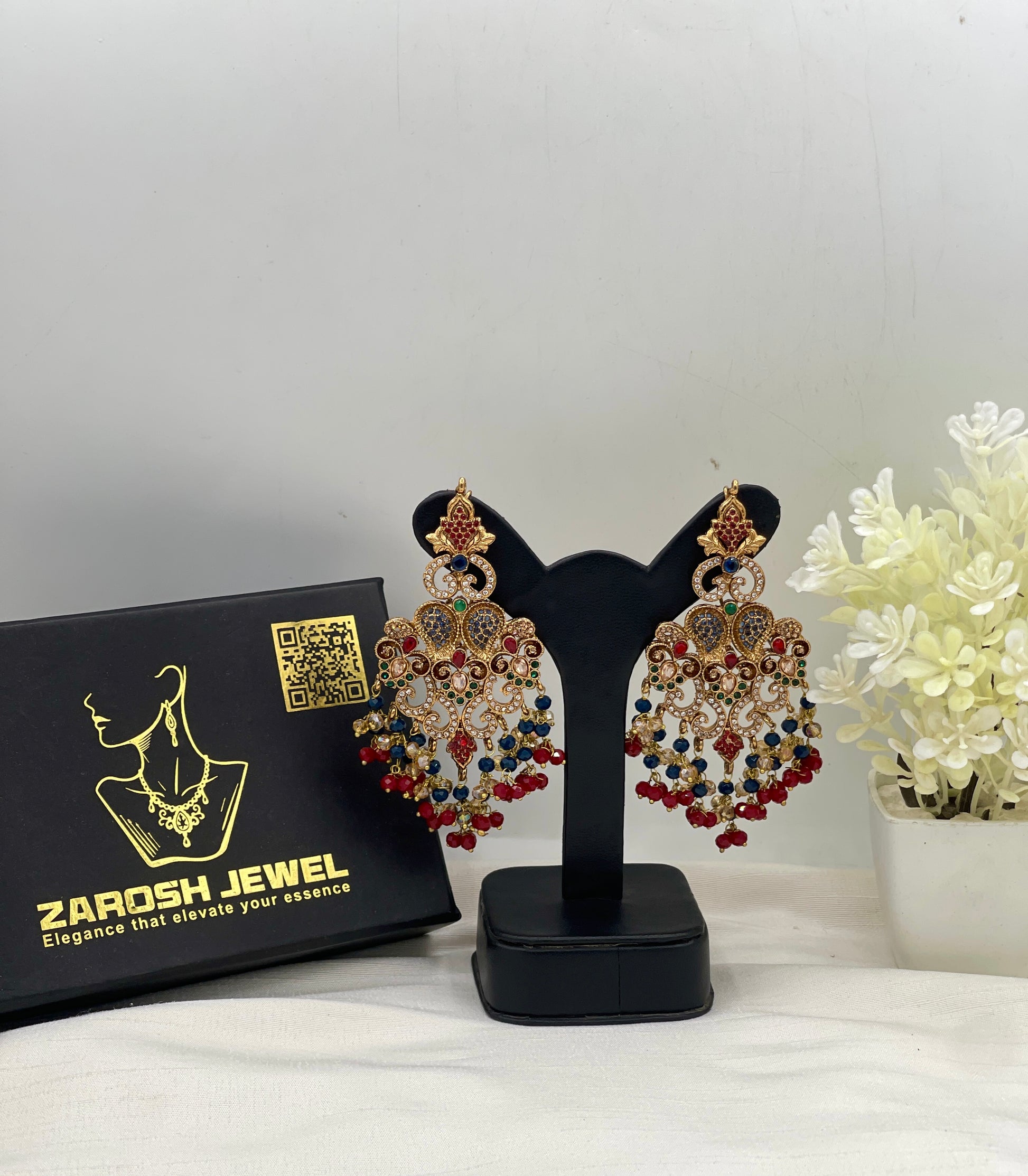 Yashfeen chandelier Earring