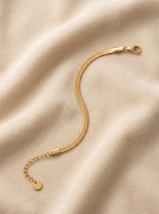 Shop the Yumna Bracelet from Zarosh Jewel
