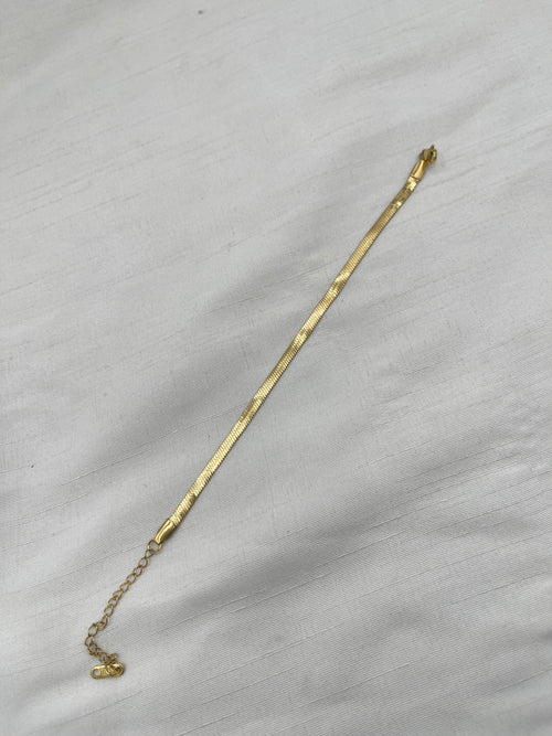 Shop the Yumna Bracelet from Zarosh Jewel