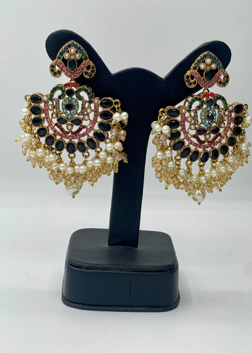 Shop the Yuvira Pearl Mala from Zarosh Jewel