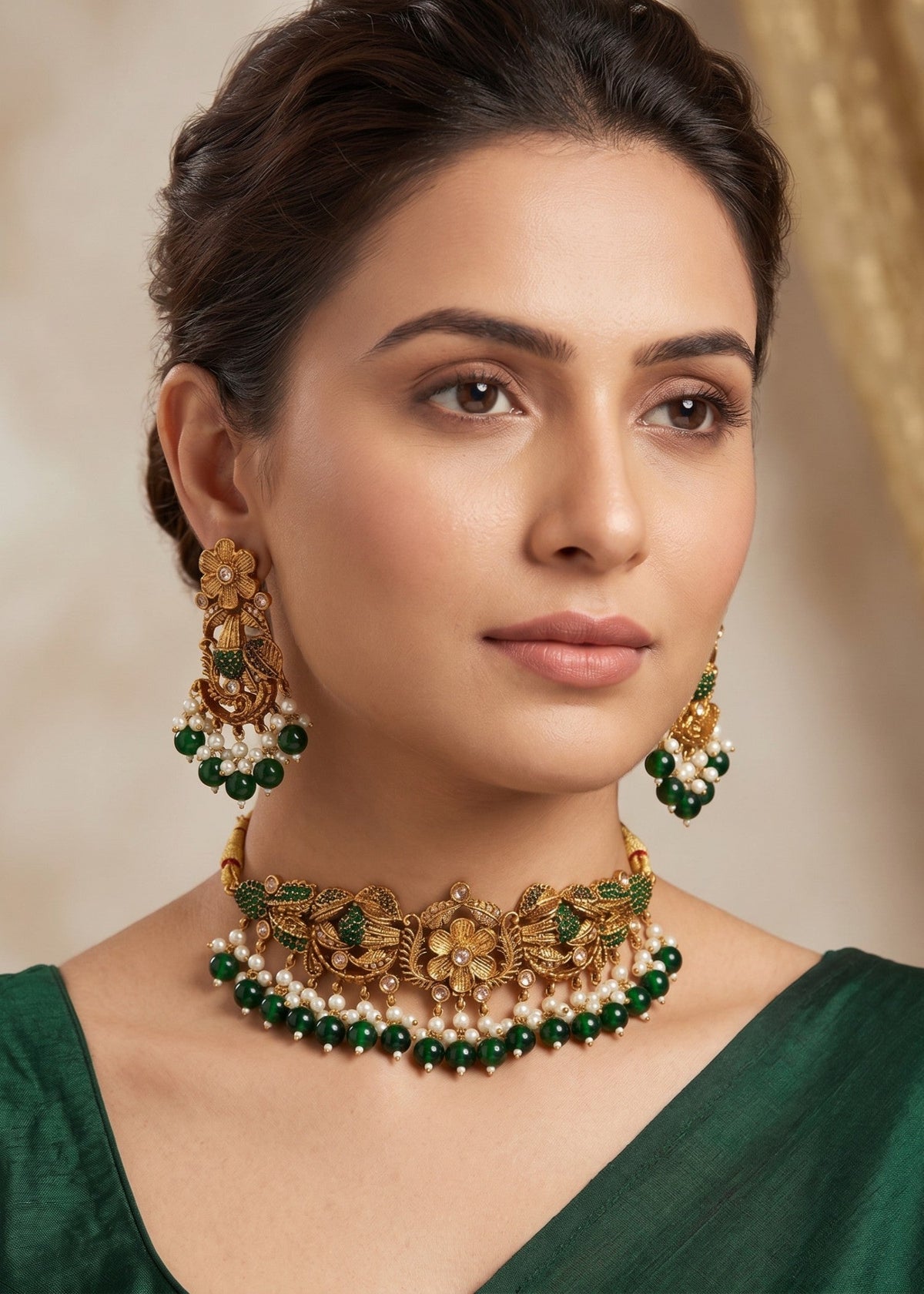 Shop the Zahida Heritage Choker Set from Zarosh Jewel