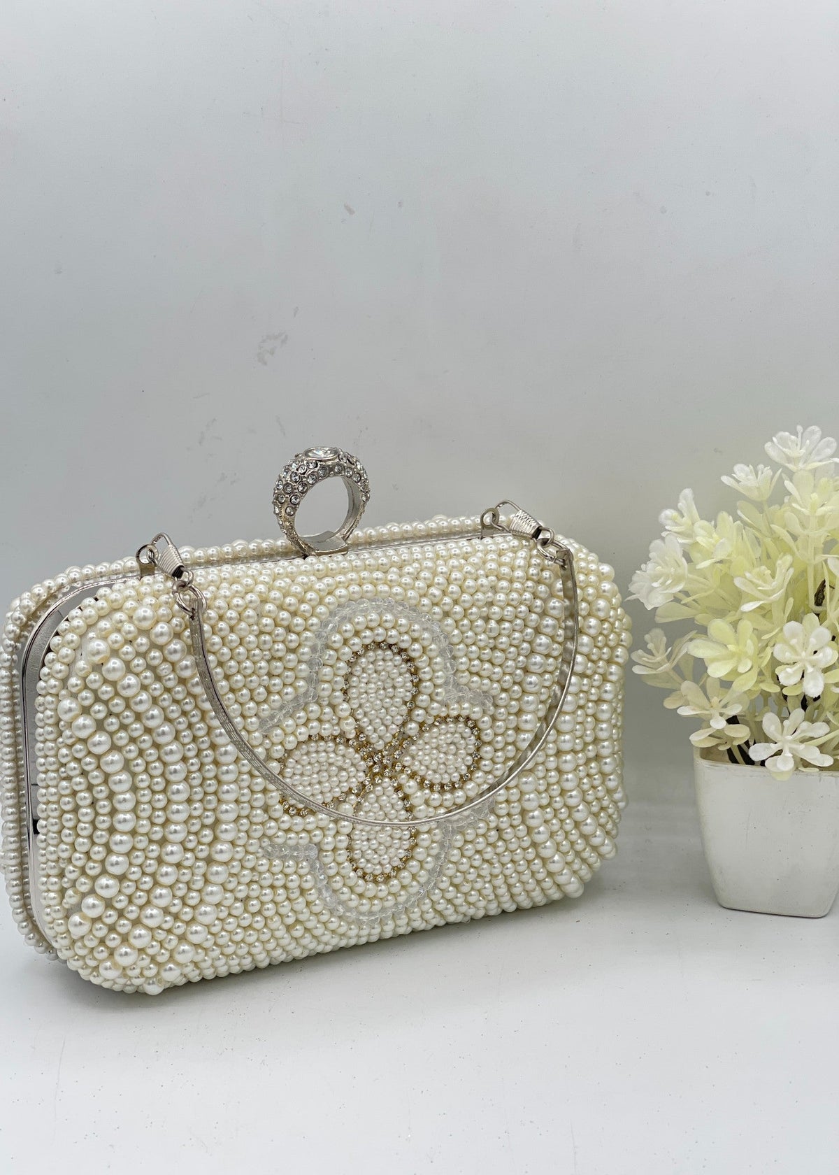 Zaina Luxury Clutch by Zarosh Jewel