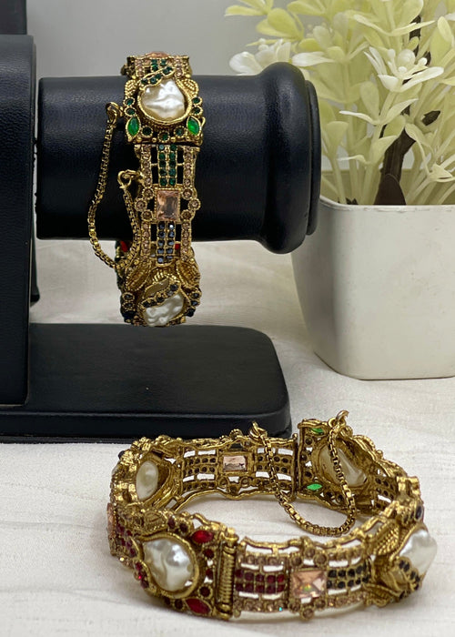 Shop the Zainab Bangle Openable from Zarosh Jewel