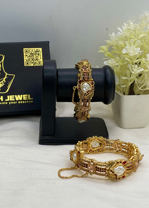 Shop the Zainab Bangle Openable from Zarosh Jewel