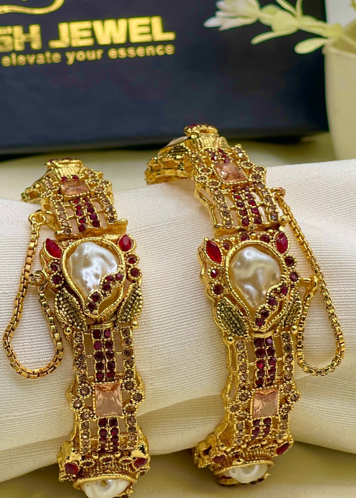 Shop the Zainab Bangle Openable from Zarosh Jewel