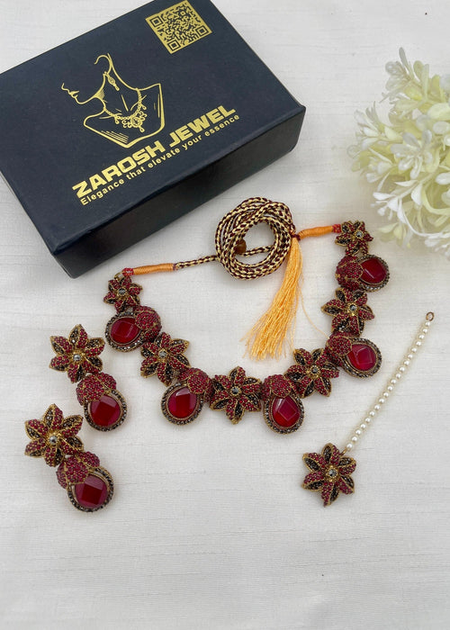 Shop the Zakiya Heritage Choker Set from Zarosh Jewel