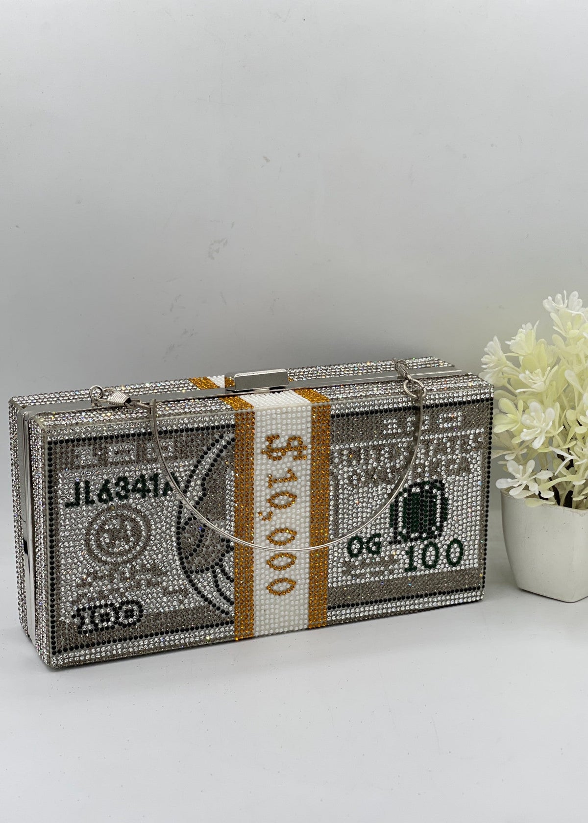 Shop the Zara Luxury Crystal Clutch from Zarosh Jewel