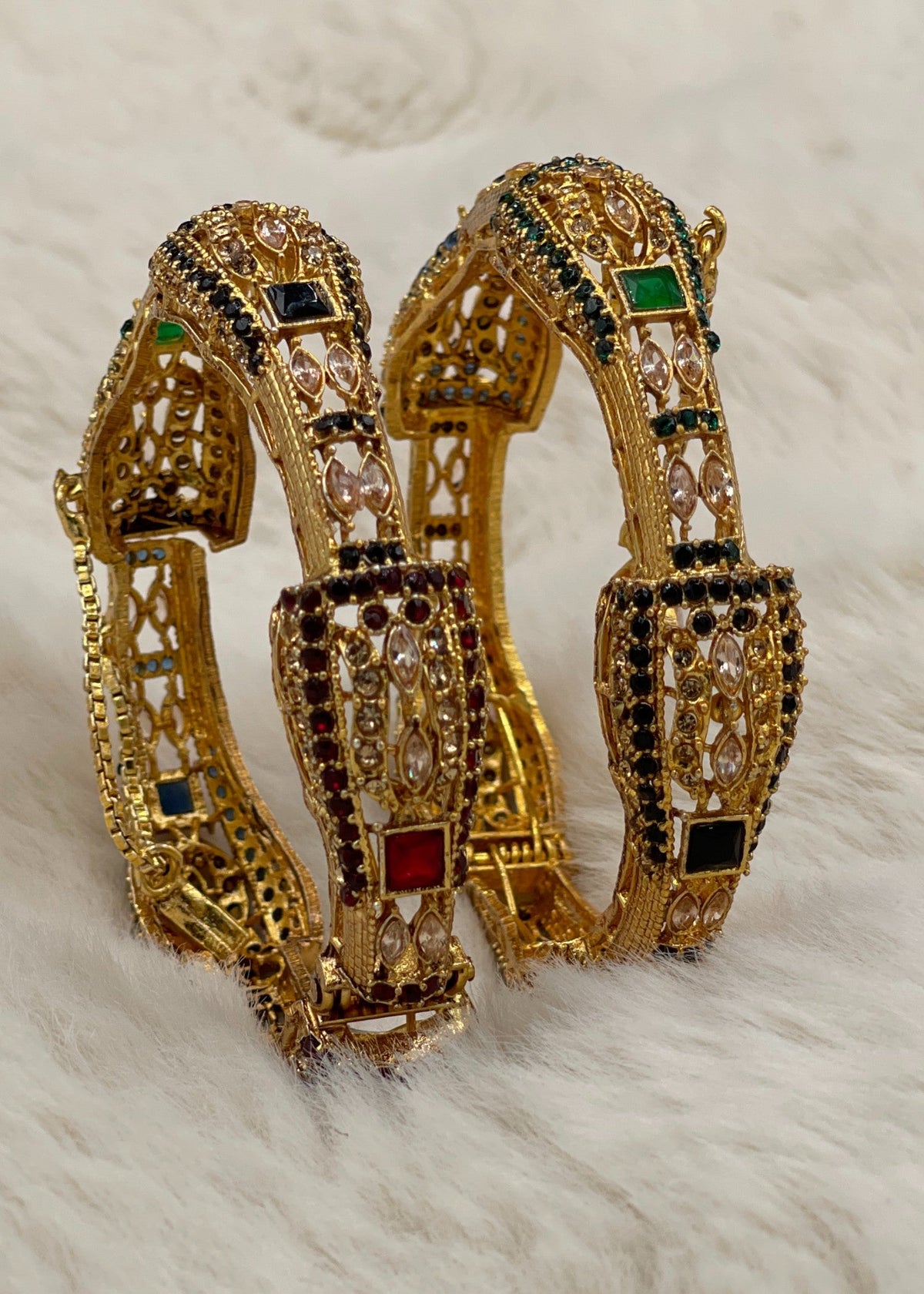 Shop the Zayna Openable Bangles from Zarosh Jewel