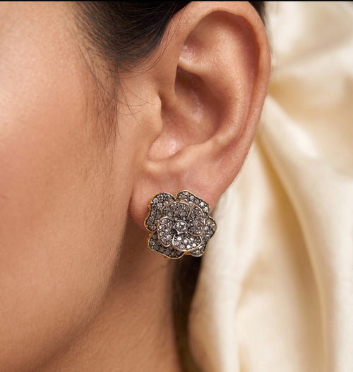 Zaynab Traidational Earring