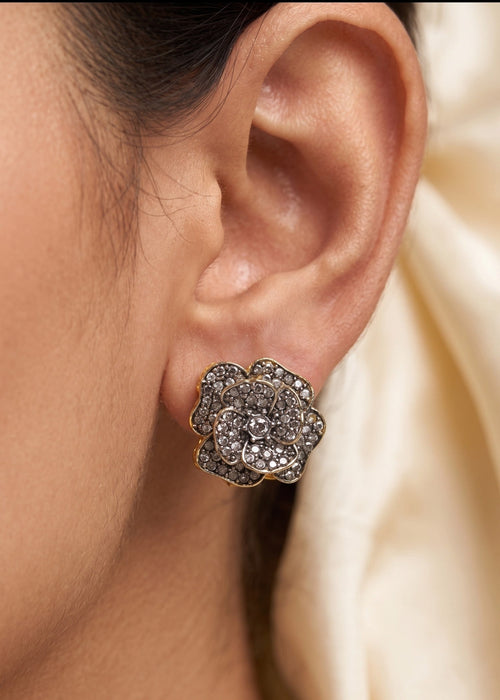 Shop the Zaynab Traidational Earring from Zarosh Jewel