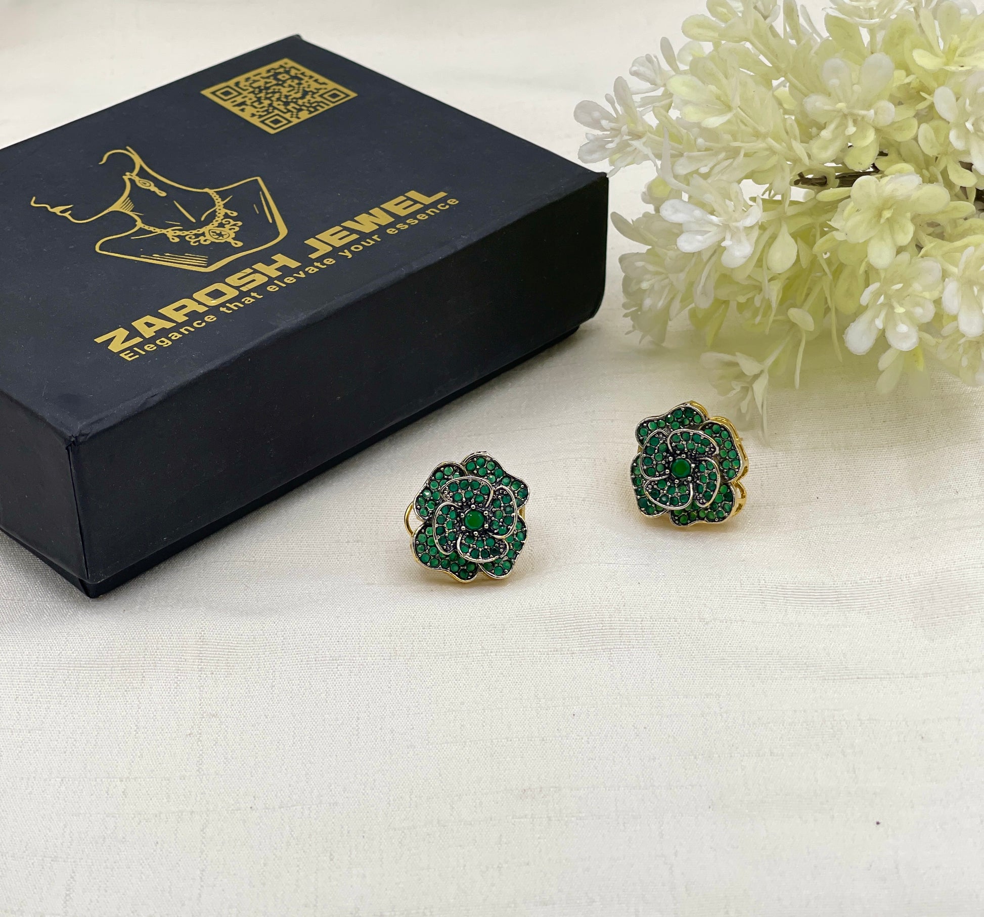 Zaynab Traidational Earring
