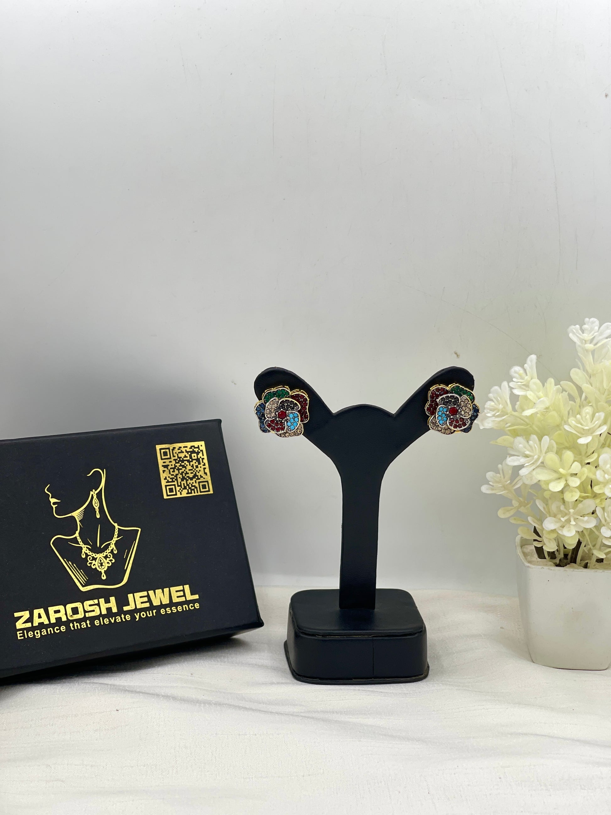 Zaynab Traidational Earring
