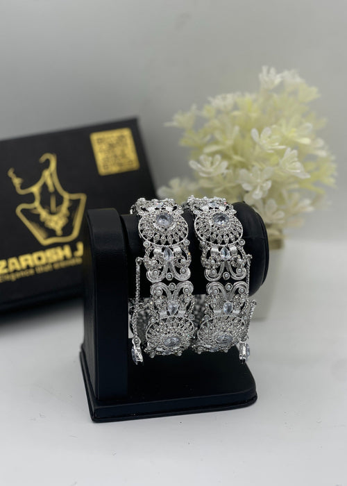 Shop the Zeb Openable Bangles from Zarosh Jewel