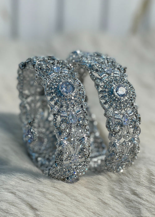 Shop the Zeb Openable Bangles from Zarosh Jewel