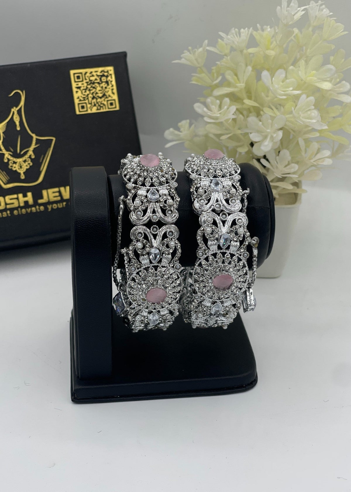 Shop the Zeb Openable Bangles from Zarosh Jewel