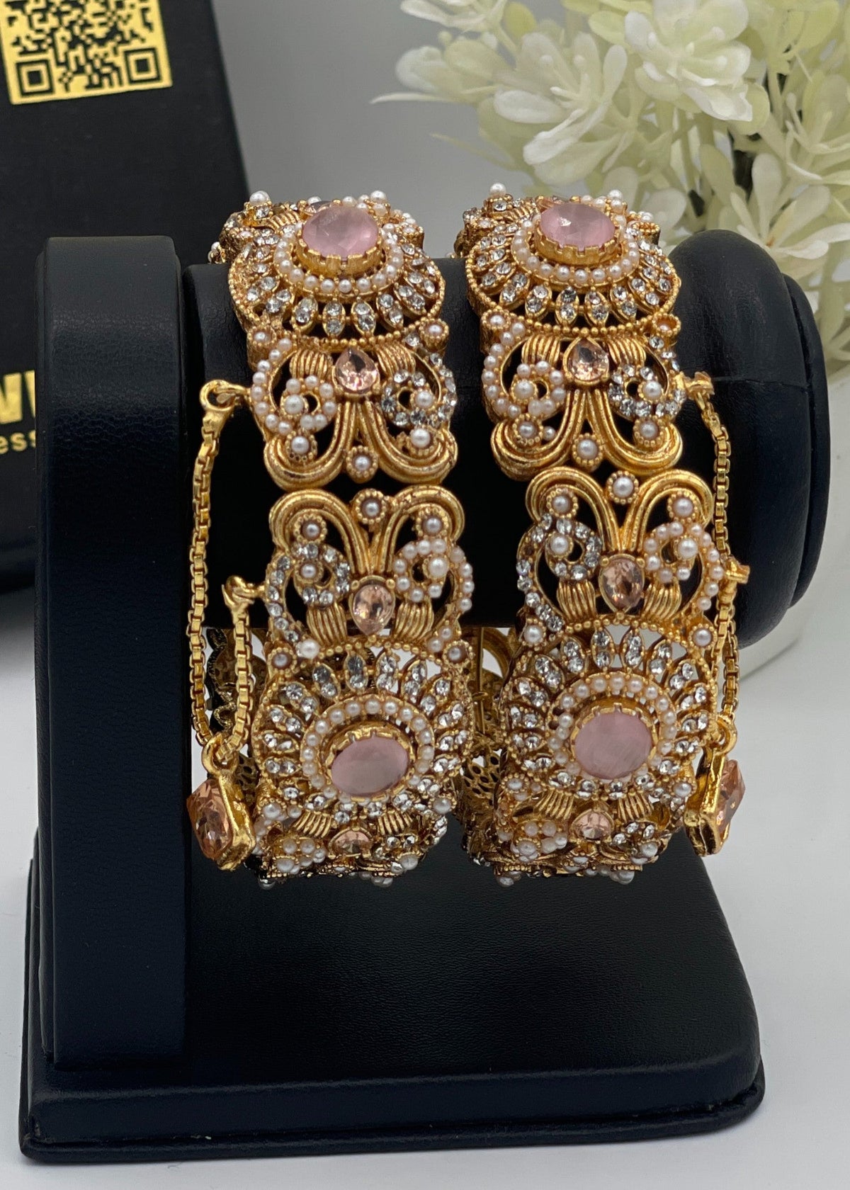 Shop the Zeb Openable Bangles from Zarosh Jewel