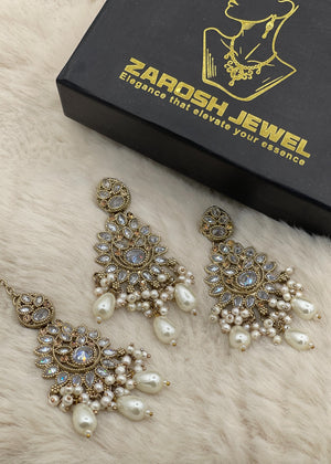 Shop the Zeba Kundan Earring & Tikka from Zarosh Jewel